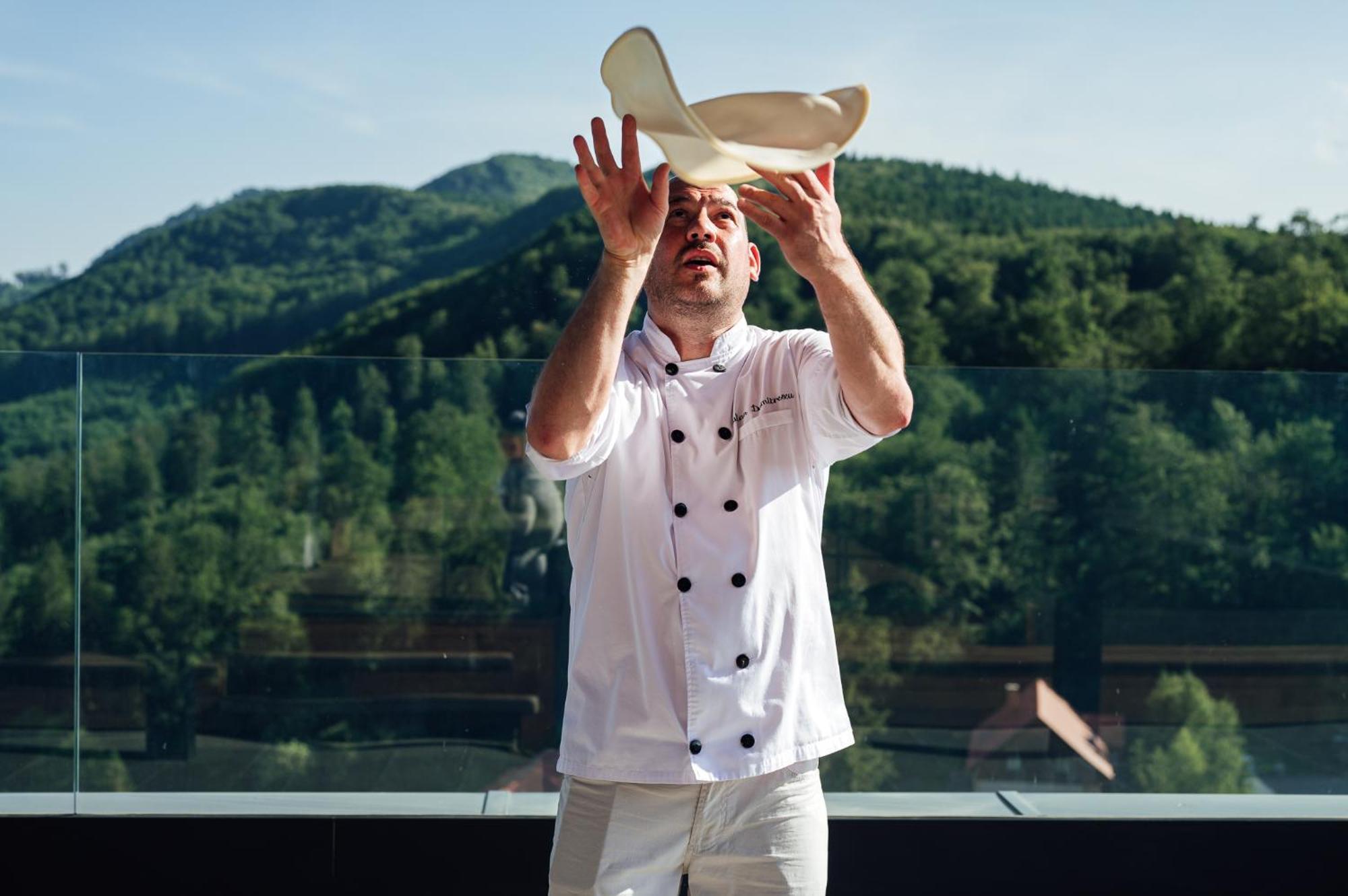 - Peakture & Grand Hotel Balvanyos